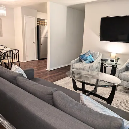 Sweet Nest In Central Raleigh